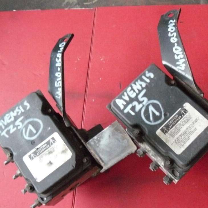 Toyota Avensis T25 2003r Pompa Abs Hamulcowa 44510-05042