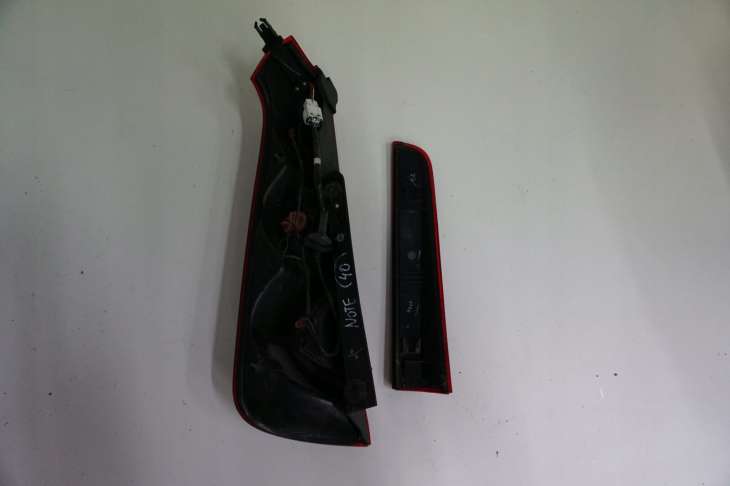 Nissan Note E11 Lift Lampa Tylna Prawa - obrazek 3