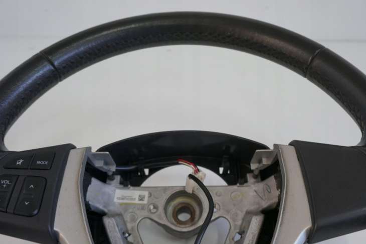 Suzuki Swift Mk7 IV Kierownica Skóra 2012rok Nr.81 - obrazek 4