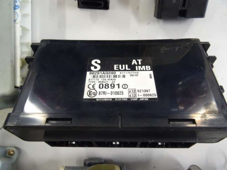 Subaru Outback Legacy H6 Sterownik Silnika 22611aj220 31711ag824 - obrazek 11