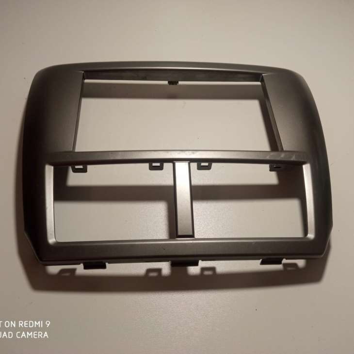 Subaru Impreza Gh Ramka Radia Nawiewu Panel