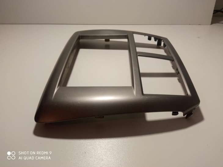 Subaru Impreza Gh Ramka Radia Nawiewu Panel - obrazek 3