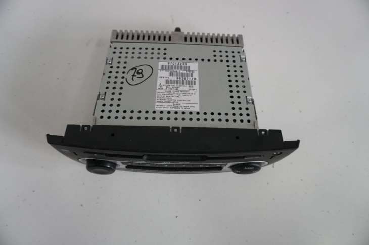 Mitsubishi Coly VI Radioodtwarzacz 8701a239 - obrazek 2