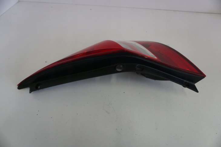 Hyundai I30 Lampa Prawa Tylna 92402-2r0 - obrazek 2