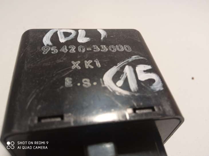 Hyundai Accent Moduł Przekaźnik 95420-33000 - obrazek 3
