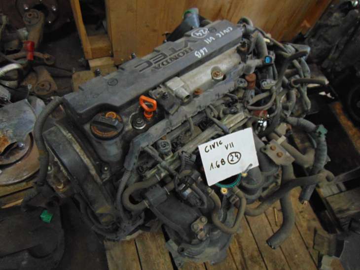 Honda CIVIc VII Silnik 1.6b D16v1 Nr.24