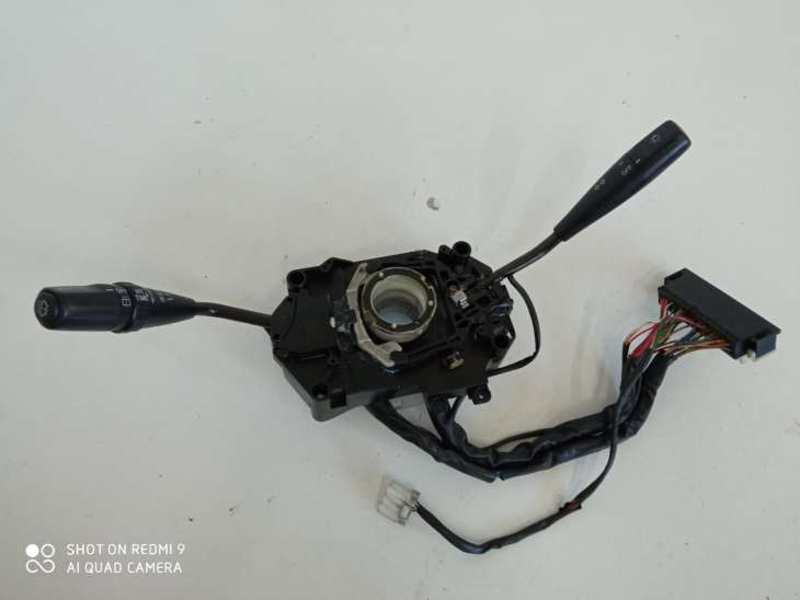 Toyota PreVIa I Estima Przełącznik Zespolony Manetki 84310-28611