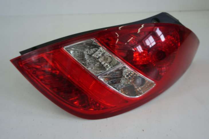Hyundai I20 I Pb Lampa Prawa Tylna 2008rok
