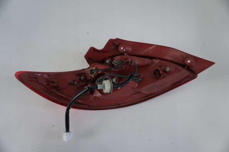 Mazda 2 II De 2008r Lampa Prawa Tylna - obrazek 3