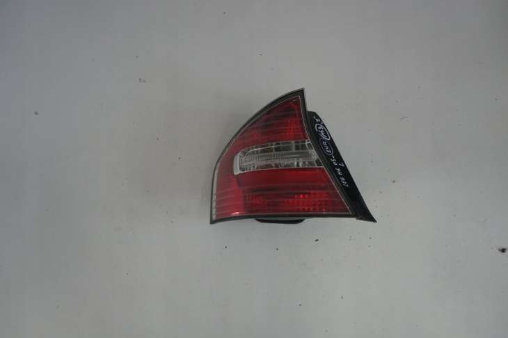 Subaru Legacy IV Bl Sedan Lampa Tylna Lewa Europa