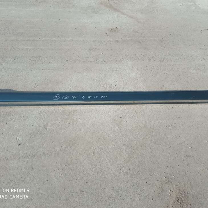 Subaru Legacy 3.0 H6 IV 2003-2009r Listwa Progowa Lewa Kołor 33a