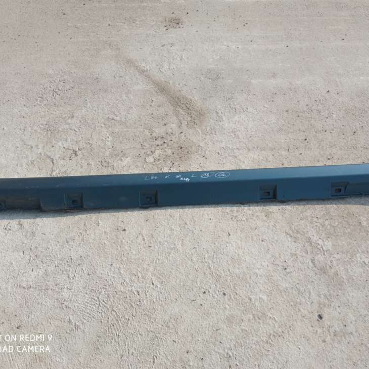 Subaru Legacy 3.0 H6 IV 2003-2009r Listwa Progowa Prawa Kołor 33a