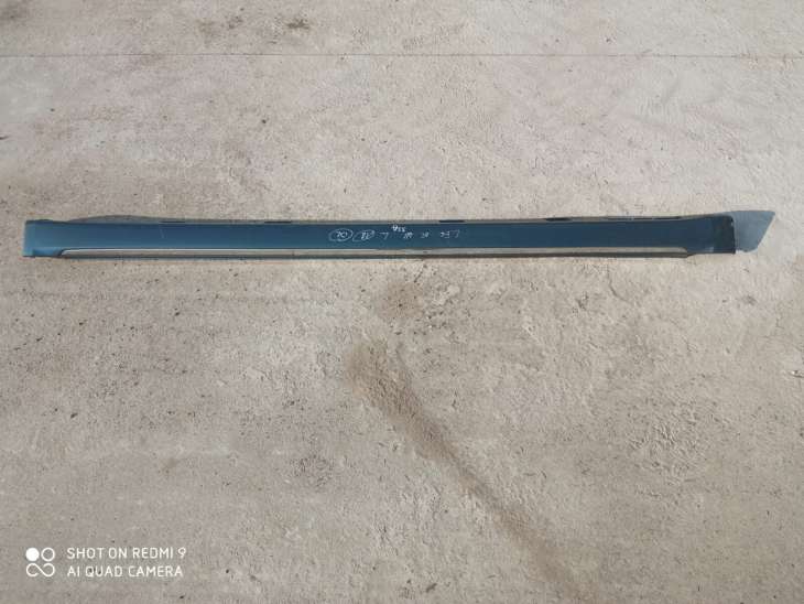 Subaru Legacy 3.0 H6 IV 2003-2009r Listwa Progowa Prawa Kołor 33a - obrazek 2