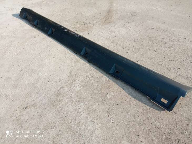 Subaru Legacy 3.0 H6 IV 2003-2009r Listwa Progowa Prawa Kołor 33a - obrazek 4