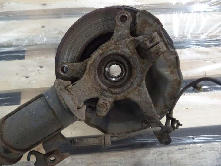 Suzuki Swift III Zwrotnica Mcpherson Piasta Lewa - obrazek 5