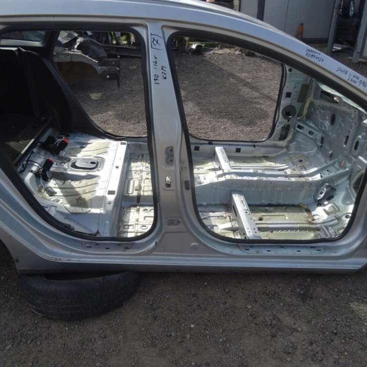 Hyundai I30 II Kombi Próg Prawy Słupek Rah