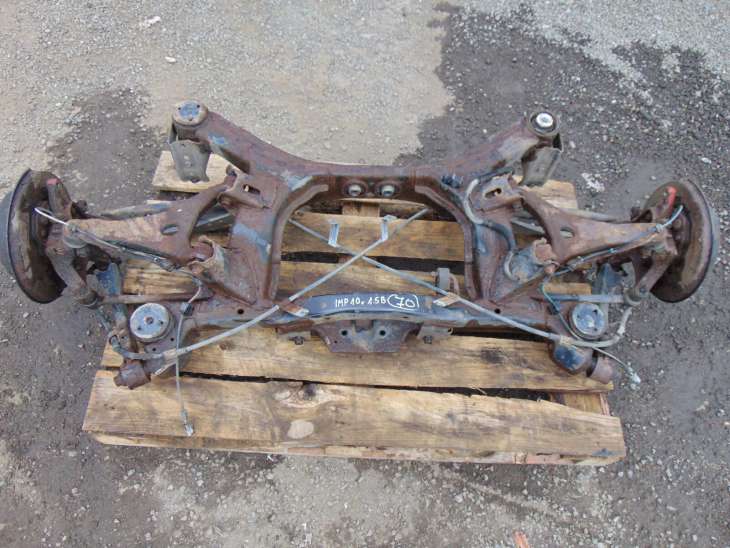 Subaru Impreza Gh Belka Zawieszenia Tylnego Zwrotnica
