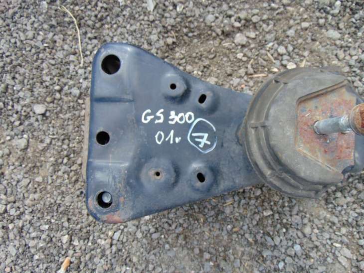 Lexus Gs300 S16 Belka Zawieszenia Przedniego Sanki - obrazek 2