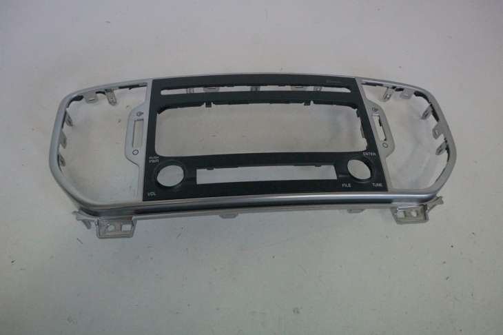 Kia Sportage IV Ramka Radioodtwarzacz