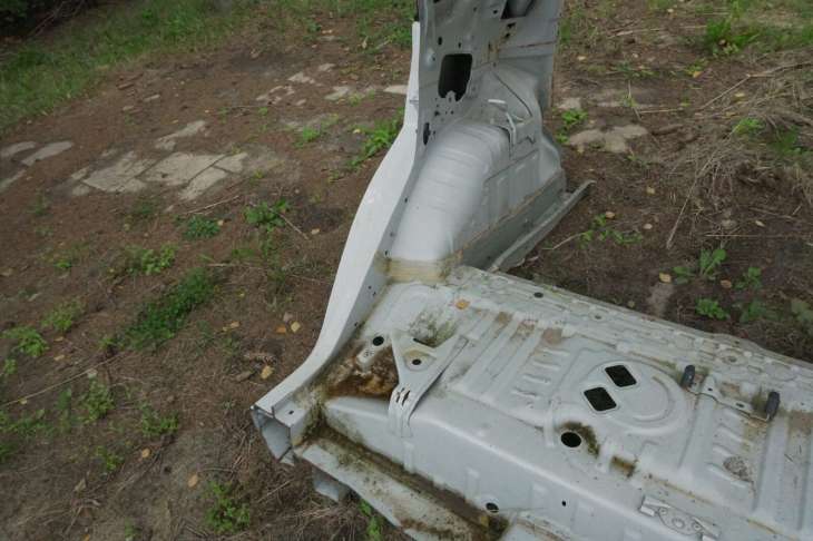 Mitsubishi Colt VI Cz Lift Błotnik Prawy Tylny - obrazek 2