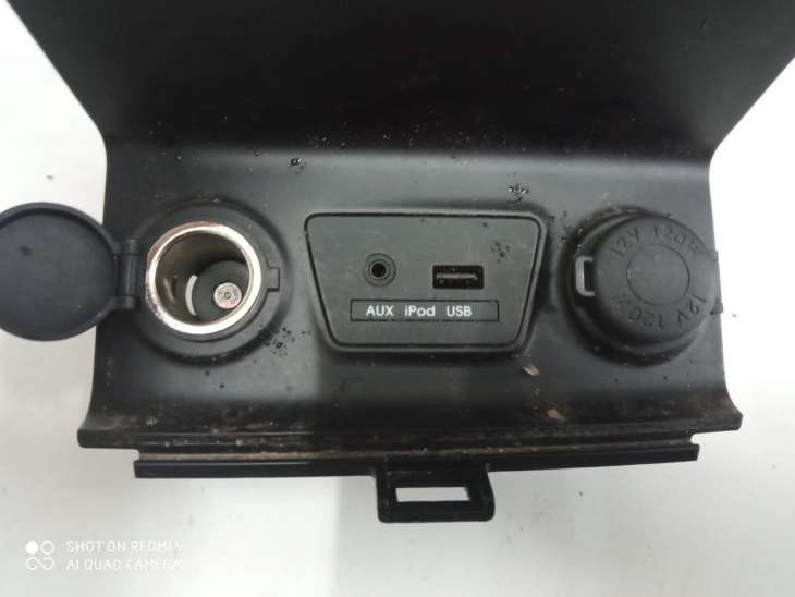 Hyundai IX35 Przełączniki Grzania Foteli Gniazdo Usb Aux 93310-Dy800 Fcy80n - obrazek 2