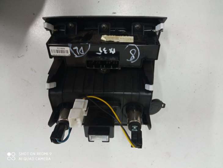 Hyundai IX35 Przełączniki Grzania Foteli Gniazdo Usb Aux 93310-Dy800 Fcy80n - obrazek 3