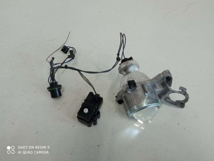 Hyundai I30 III 2018r Soczewka Lampy Lewa Przednia Przód Wiązka Silniczek D4921-30000