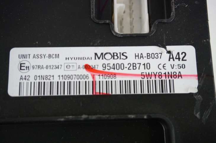 Hyundai Santa Fe II Lift Moduł 95400-2b710 - obrazek 3