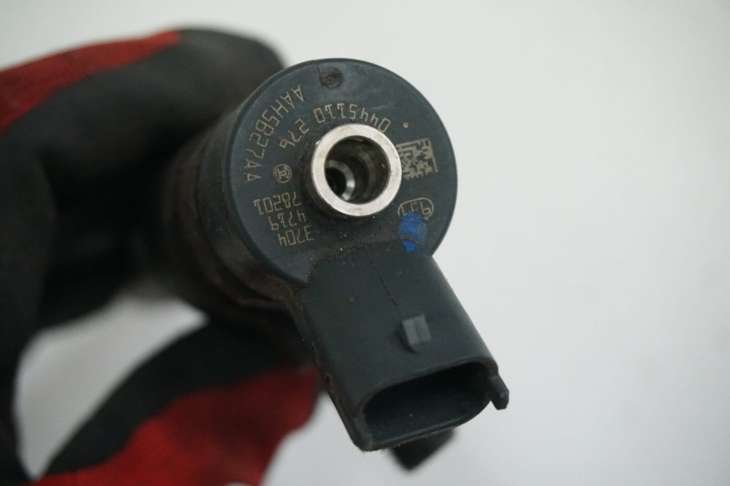 Suzuki Fiat Wtryskiwacz 0445110276 - obrazek 3