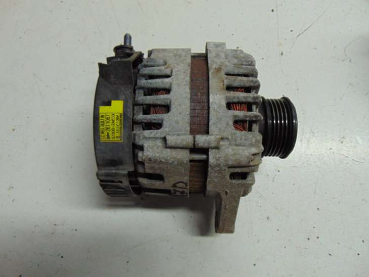 Hyundai IX35 Alternator 37300-2a850 1.7crdi