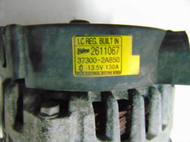 Hyundai IX35 Alternator 37300-2a850 1.7crdi - obrazek 2