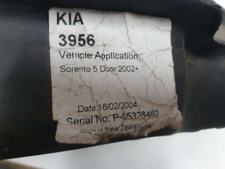 Kia Sorento I 2004r Mata Gumowa Podłoga Wykładzina Bagażnika P-05328460 (NR 40) - obrazek 5