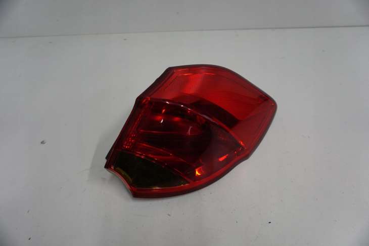Kia Ceed II Jd Hatchback Lampa Prawa Tylna Nr.81