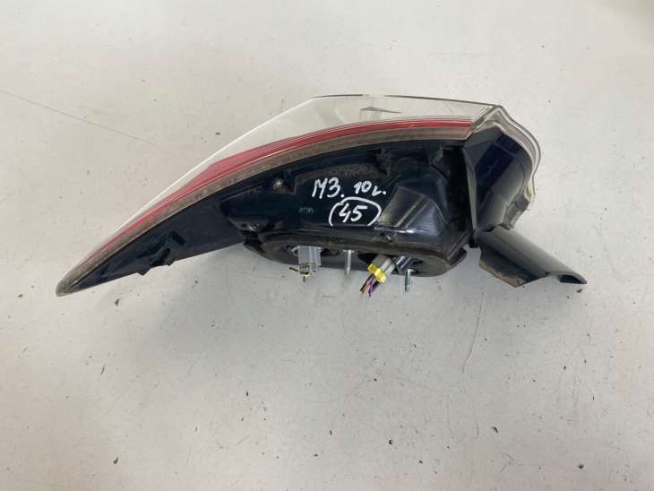 Mazda 3 Bl 2010r Hatchback Lampa Prawa Tylna - obrazek 2
