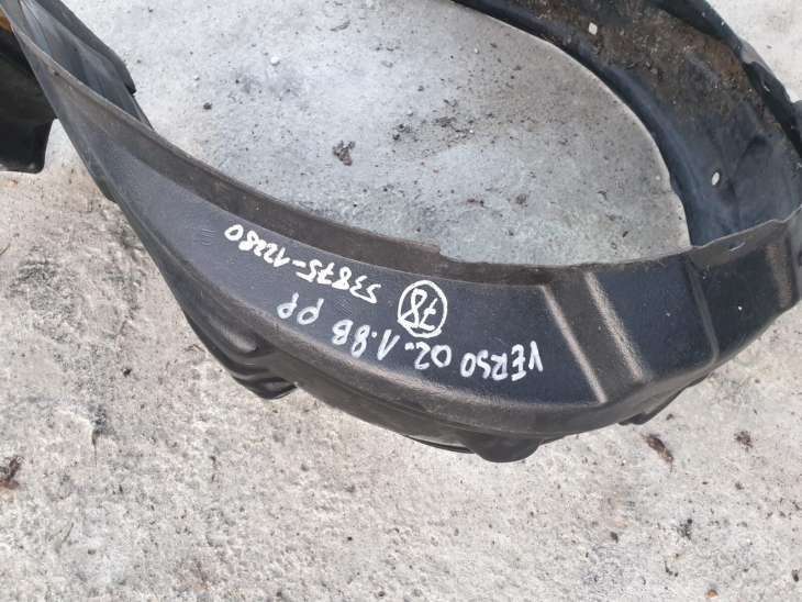 Toyota Corolla Verso 2002r 1.8b Nadkole Prawe Przednie Przód 53875-12280 - obrazek 5
