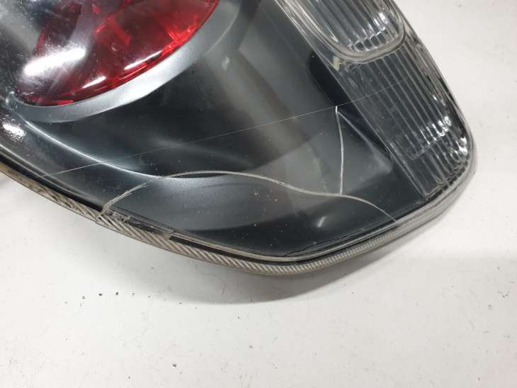 Mitsubishi Outlander I Lampa Prawa Tylna Tyl Europa - obrazek 3