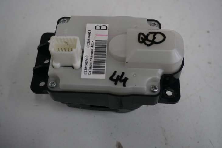 Infiniti Q50 Panel Sterowania 28395-4ga1b 283954ga1b - obrazek 2