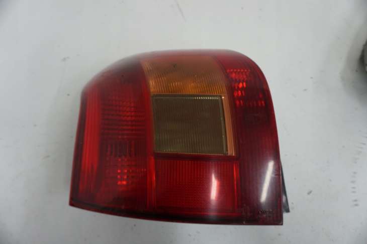 Toyota Corolla E12 Lampa Lewa Tylna Europa