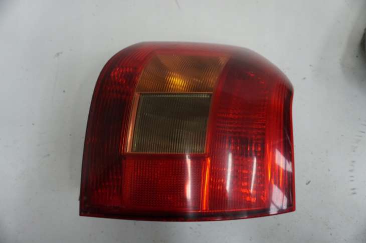 Toyota Corolla E12 Lampa Prawa Tylna Europa