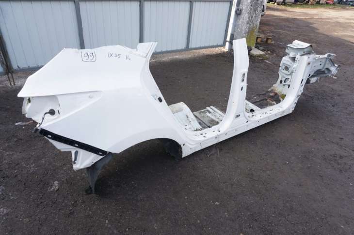 Hyundai IX35 2011r Próg Prawy Błotnik Prawy Słupek