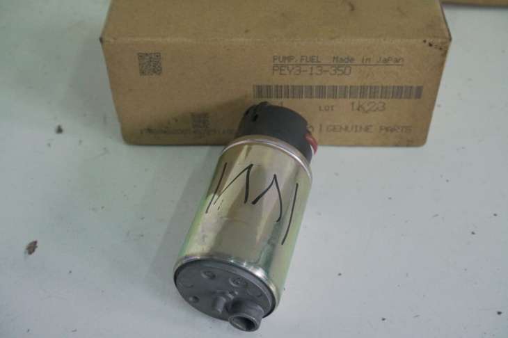 Mazda Pompa Paliwa Pey3-13-350 (DL) (11)