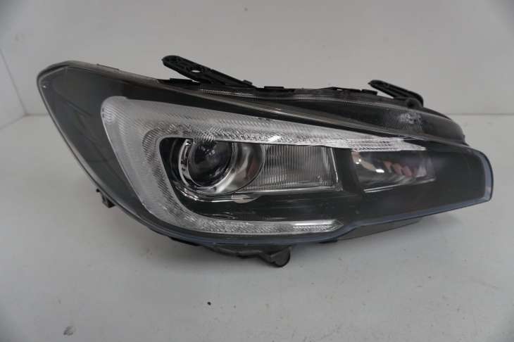 SUBARU LEVORG LAMPA PRAWA PRZEDNIA 84002-VA000 LED UK 2016rok