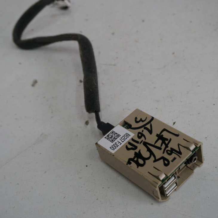 Subaru Levorg XV Impreza Moduł Czytnik Usb Aux 86257fj000 86273fj350