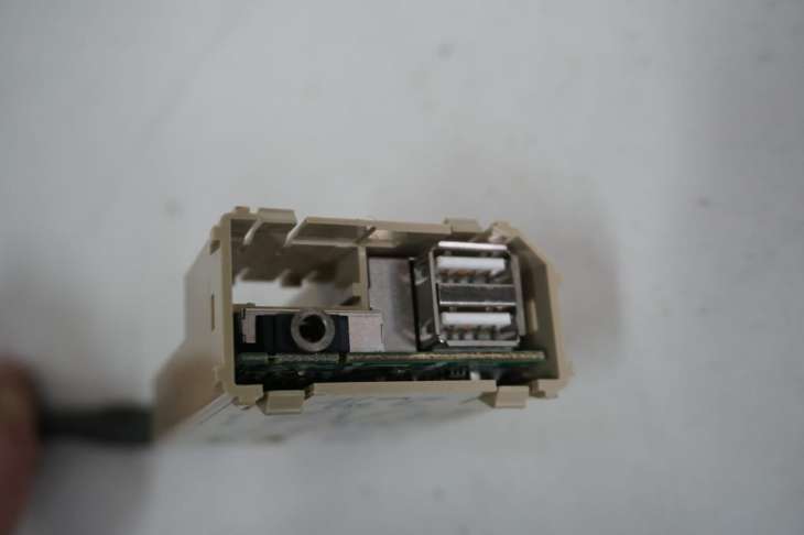 Subaru Levorg XV Impreza Moduł Czytnik Usb Aux 86257fj000 86273fj350 - obrazek 3