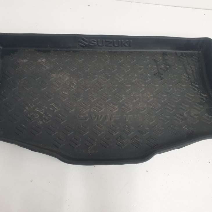 Suzuki Swift Mk6 5d Mata Wykładzina Guma Bagażnika 9904a-00074