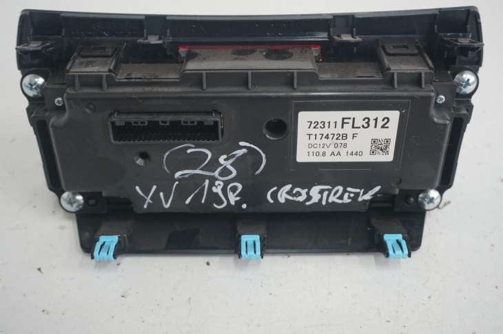 Subaru XV Crosstrek 2019r Panel Sterowania Nawiewu Klimatyzacji 72311fl312 - obrazek 4