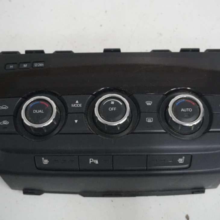 Mazda 6 Gj 2014r 2.2d Panel Sterowania Nawiewu Klimatyzacji Gjj461190e