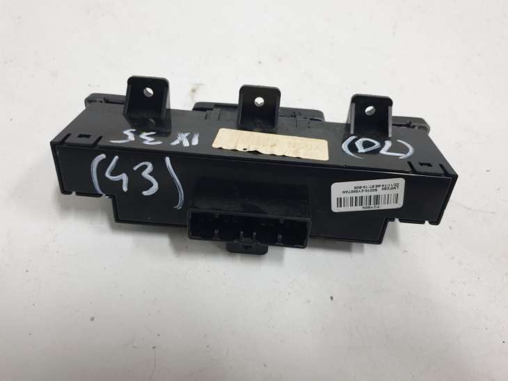 Hyundai IX35 Panel Grzania Foteli 93310-2y800 - obrazek 2