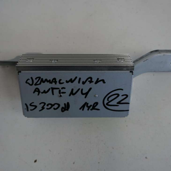 Lexus Is III Wzmacniacz Antenowy 86240-53010