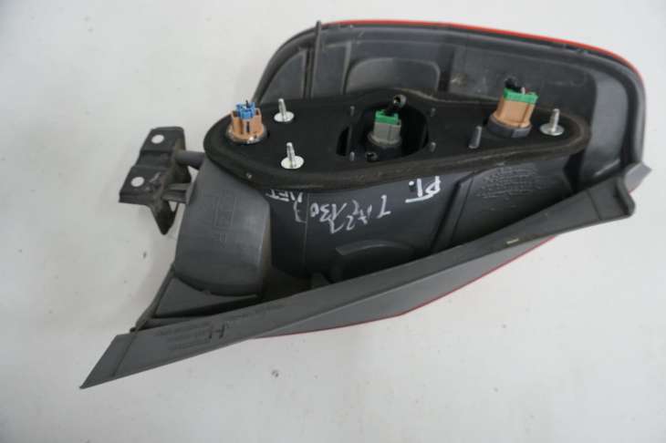 Honda Jazz II 2007r Lift Lampa Karoseryjna Prawa Tylna Tyl (NR 130) - obrazek 3